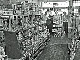 1940s grocery store