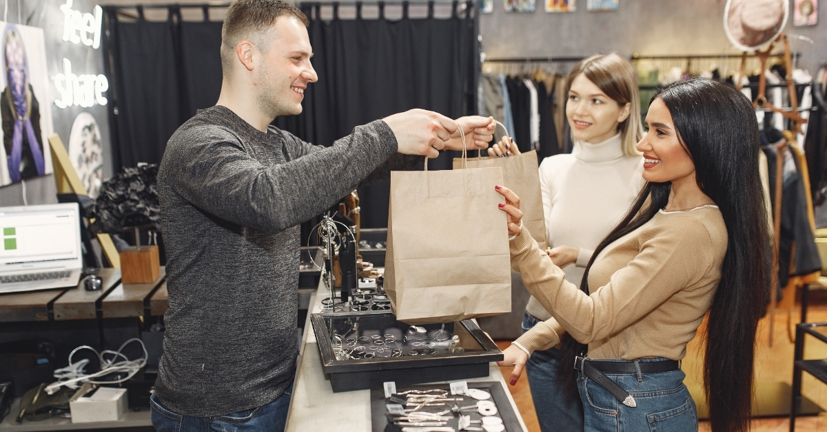 A Summer Growth Spurt for Brick & Mortar