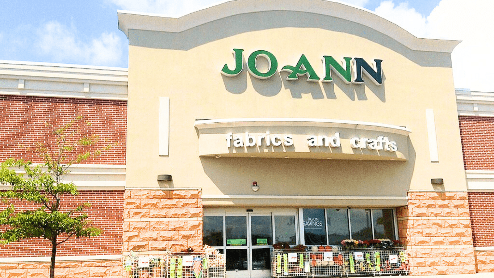 Breaking News: Joann Fabric and Crafts Files for Bankruptcy Amidst Changing Retail Landscape