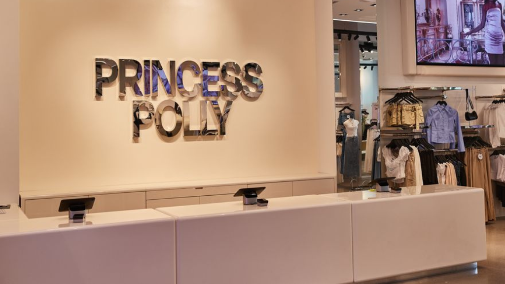 Entering the U.S.: Princess Polly Sets Sail from the Gold Coast